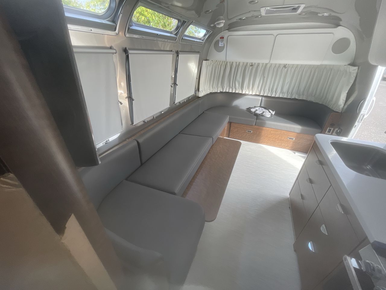 2026 Airstream 30RBQ Base