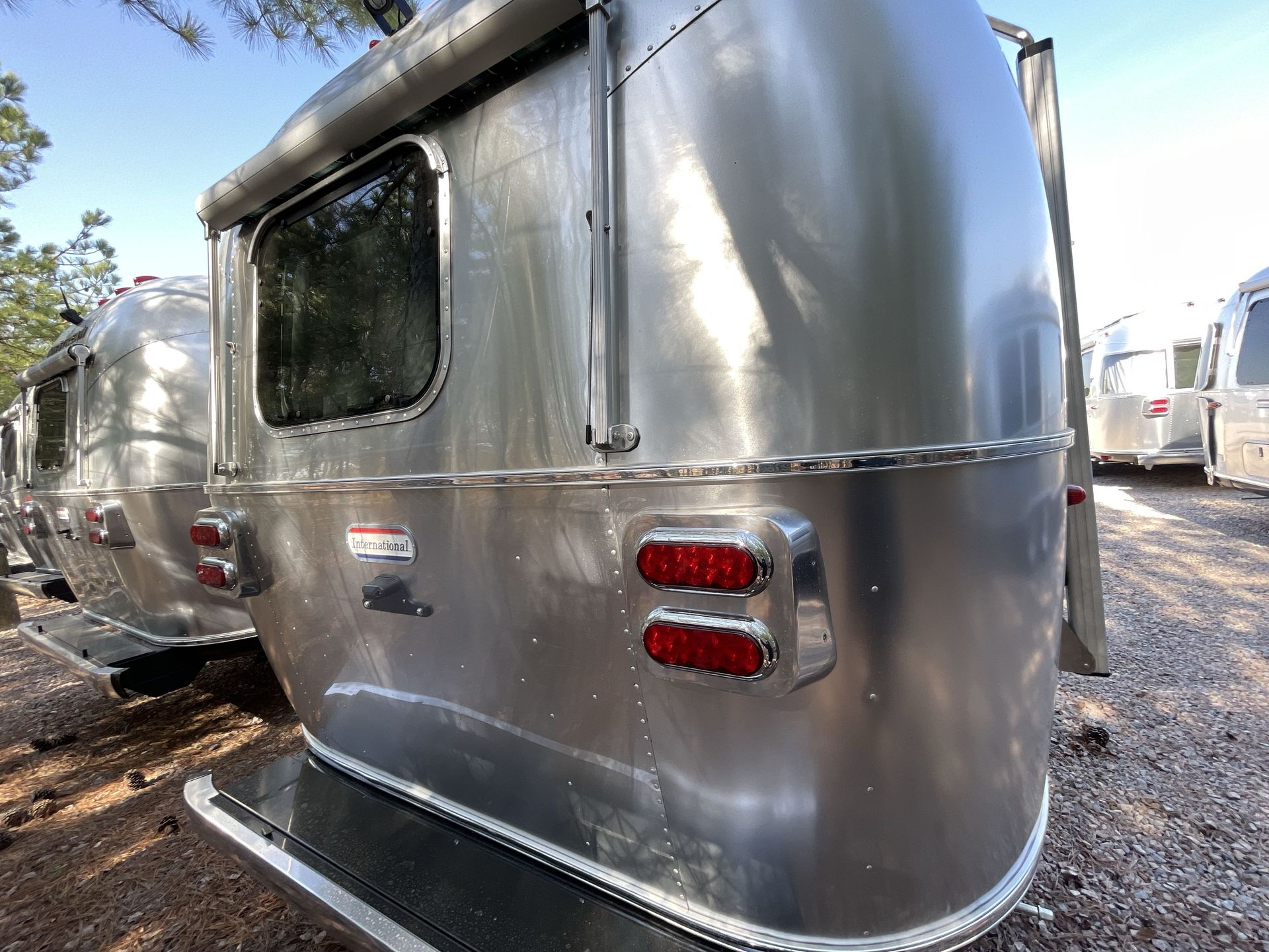 2025 Airstream 23FBQ Base