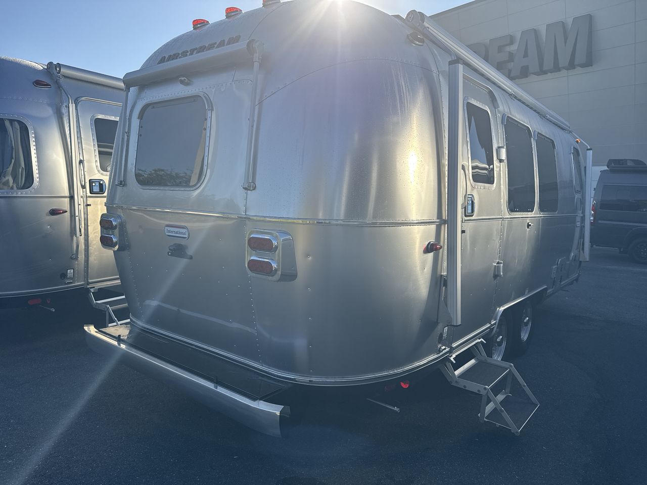 2026 Airstream 23FBT Base