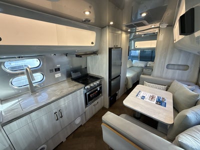 2026 Airstream 23FBT Base
