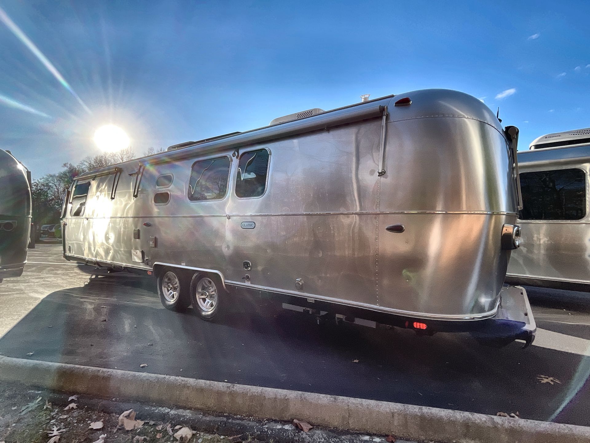 2026 Airstream 33FBQ Base