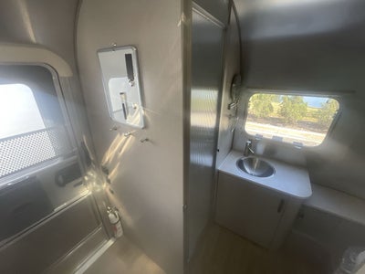 2026 Airstream 22FB Base
