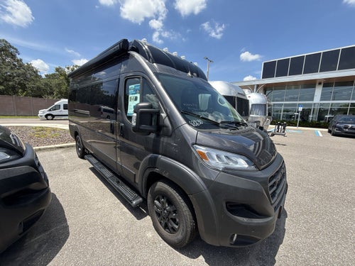 2026 Airstream Rangeline Base