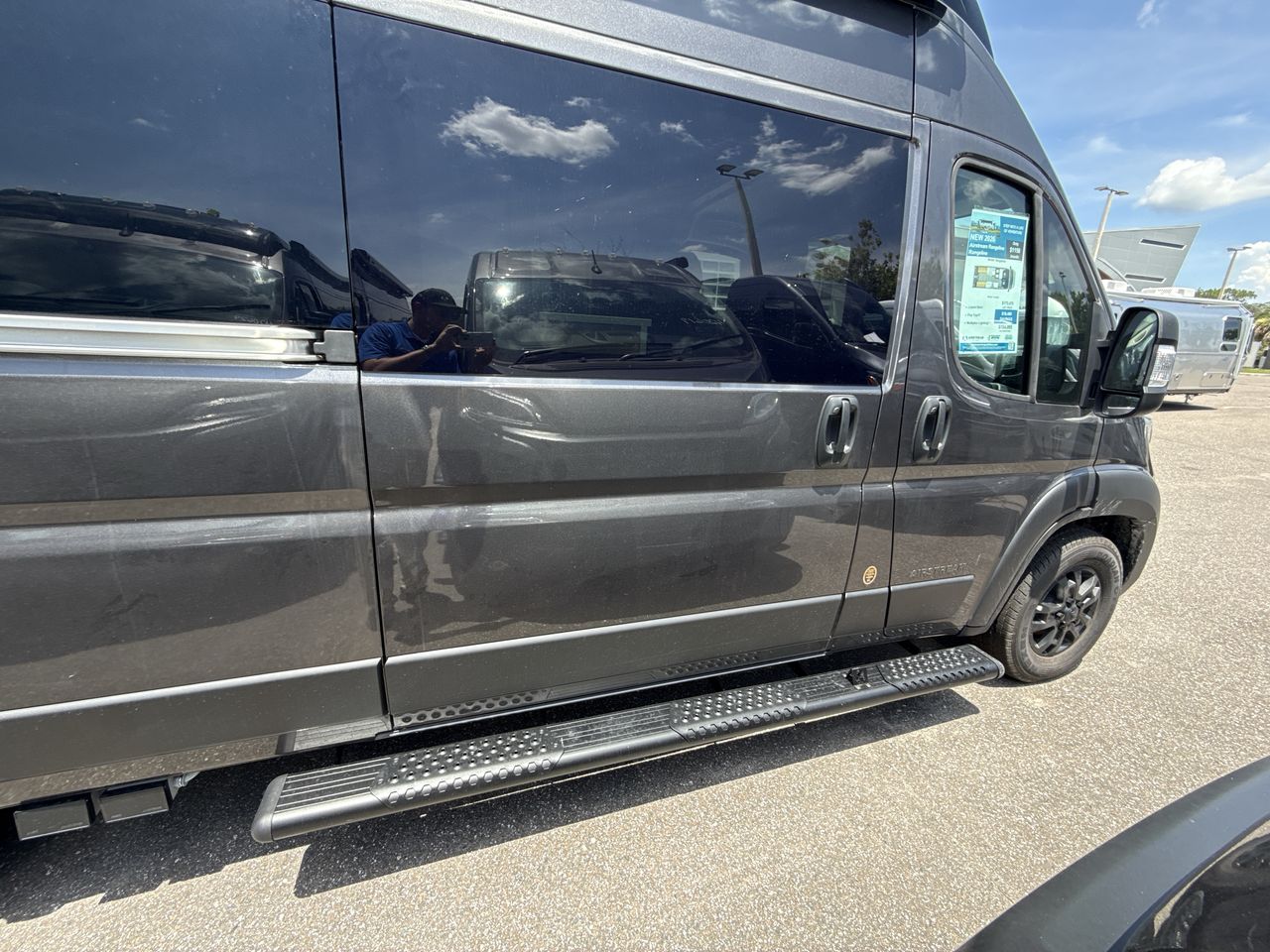 2026 Airstream Rangeline Base