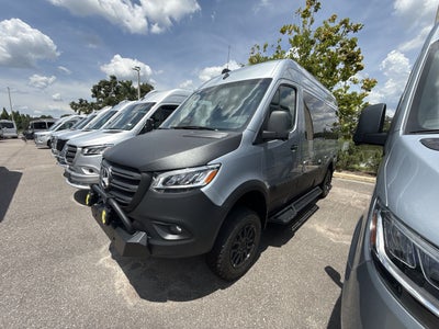 2025 Airstream 19X Base