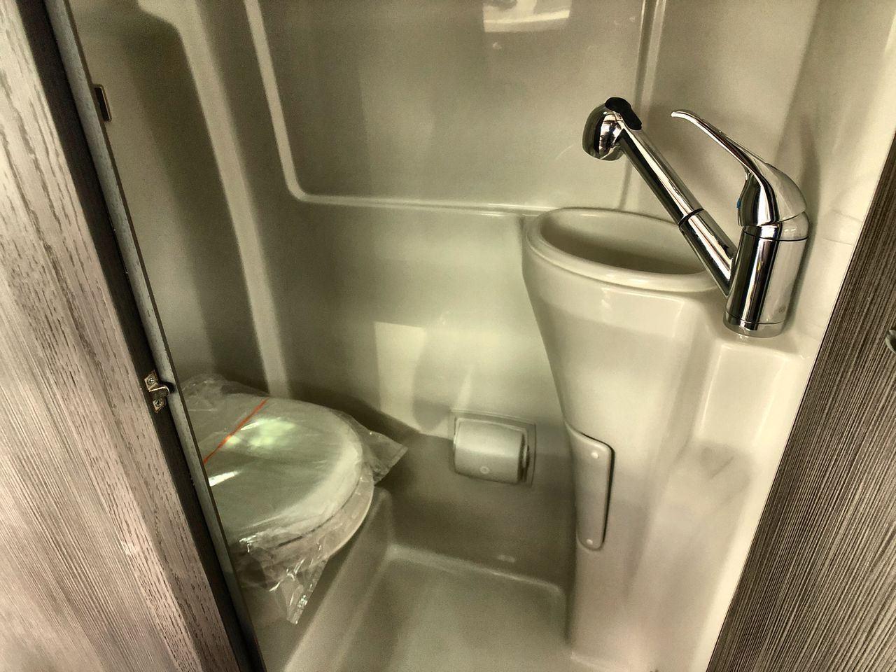 2026 Airstream 24GL Base