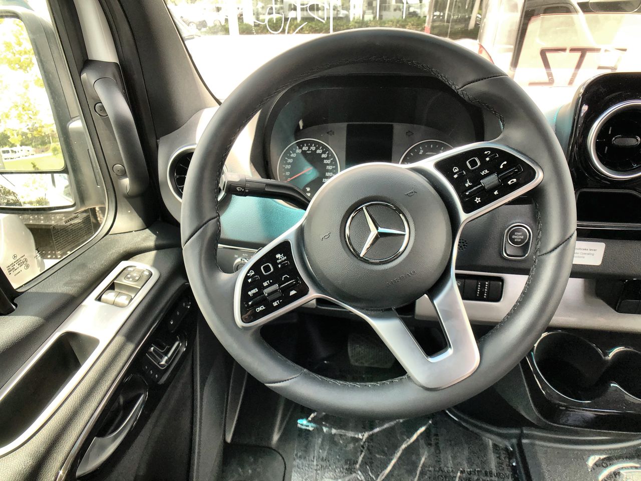 2026 Airstream 24GL Base