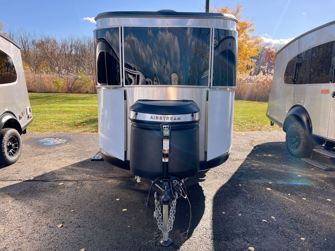 2025 Airstream 16X Base