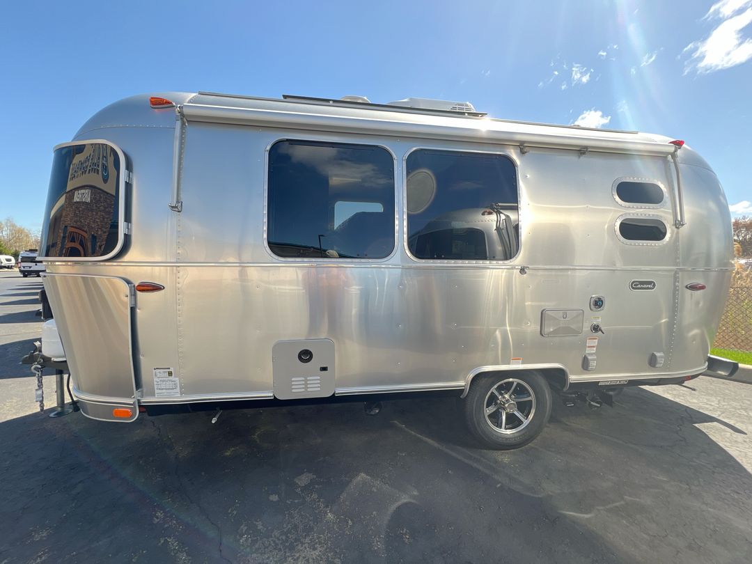 2025 Airstream 20FB Base
