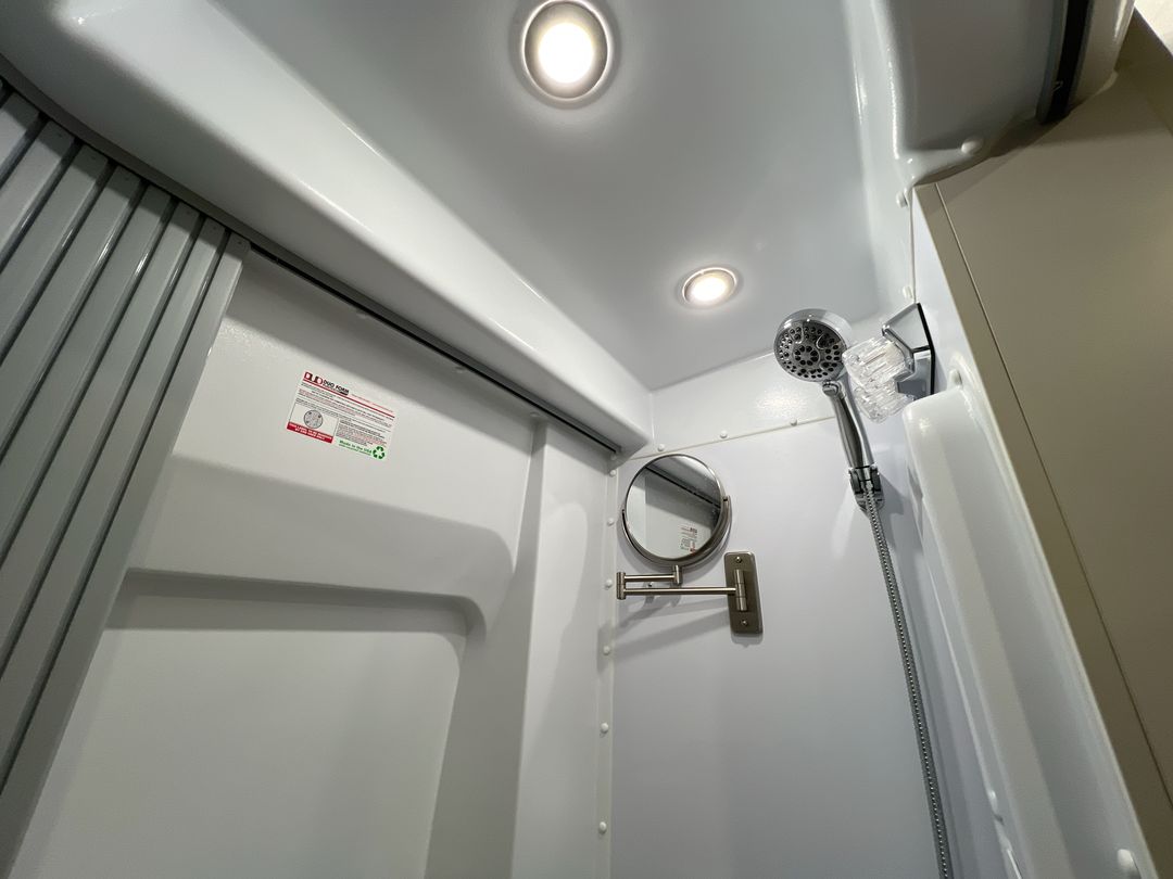 2026 Airstream Rangeline Base