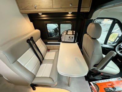 2026 Airstream Rangeline Base