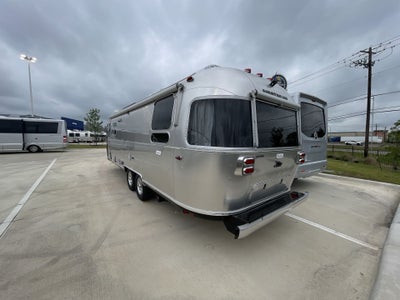 2026 Airstream 28RBQ Base