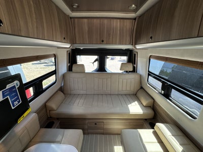 2025 Airstream 24 GL Base