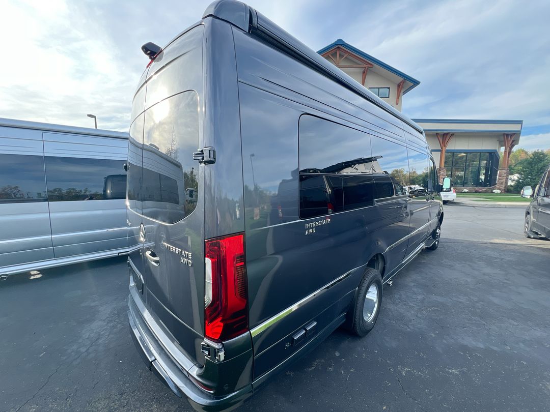 2026 Airstream 24GT Base